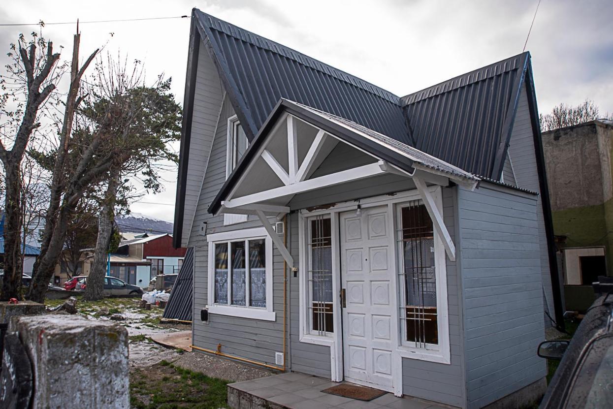 Holger Sofus Acomodação com café da manhã Ushuaia Exterior foto